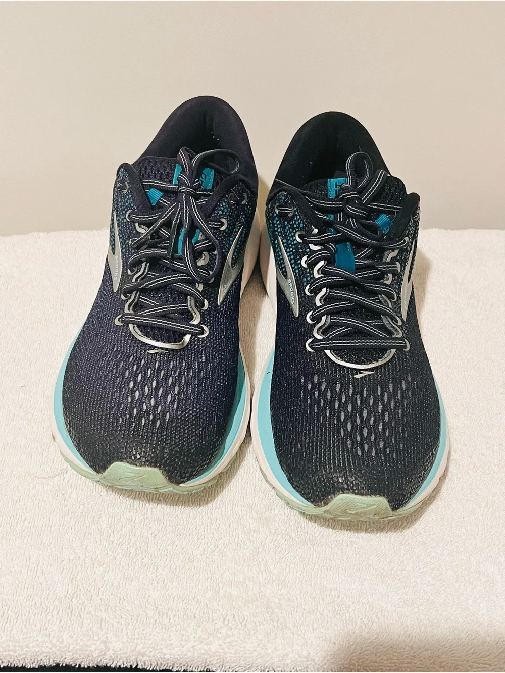 Brooks Ghost 11 Running Shoes Women’s Size 9.5 Blue Navy/Aqua 1202771B493
